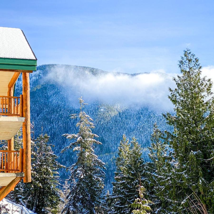 Coast Hillcrest Hotel Revelstoke Exteriér fotografie