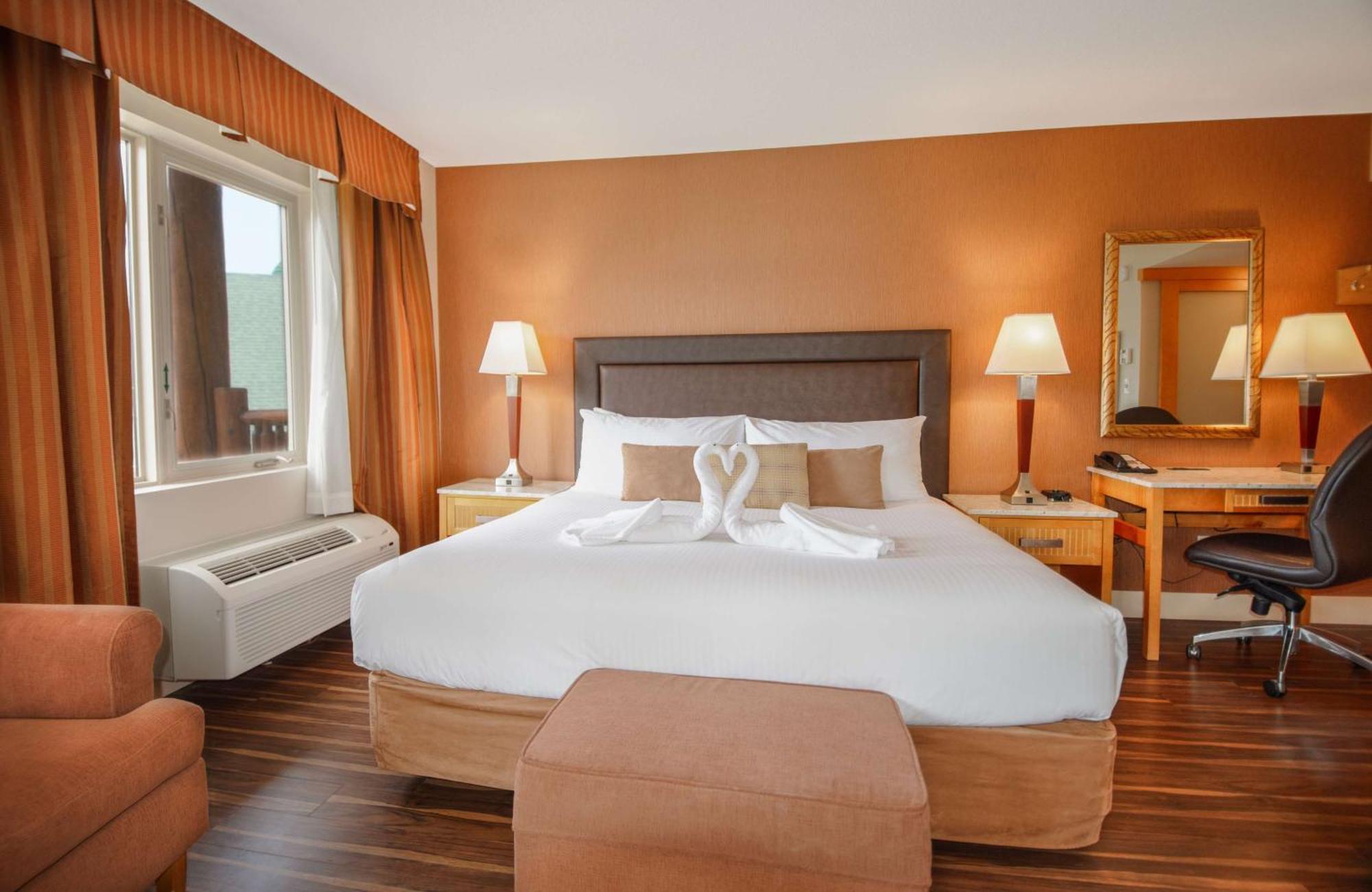 Coast Hillcrest Hotel Revelstoke Exteriér fotografie