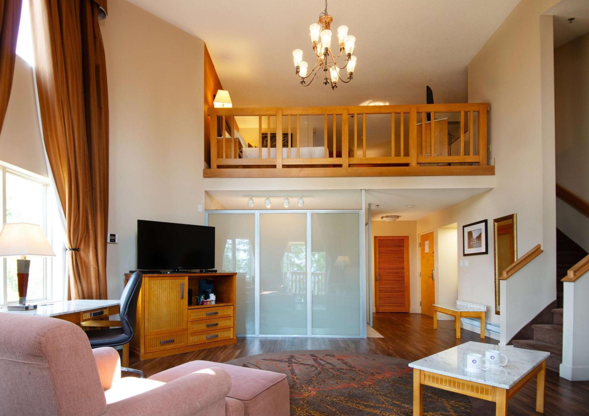 Coast Hillcrest Hotel Revelstoke Exteriér fotografie